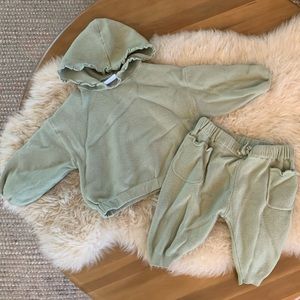 Zara Kids Knit Sweatsuit Set